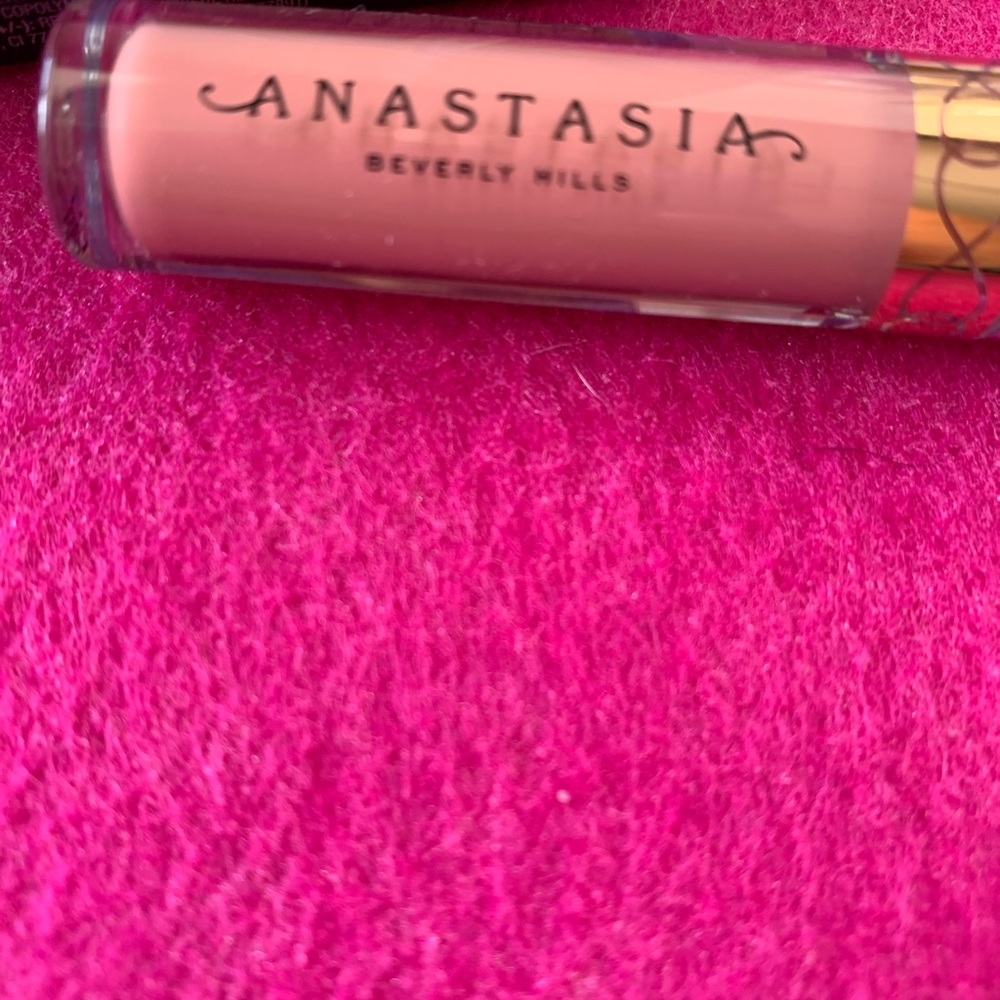 Anastasia Beverly Hills Liquid Lipstick🥳🛍Host Pick🛍🌹 - Picture 2 of 7